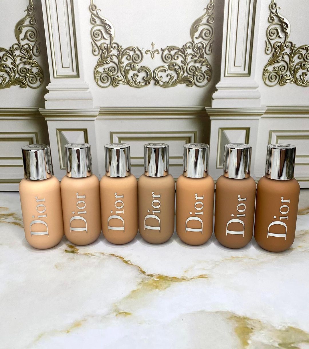 DIOR BACKSTAGE BASE LIQUIDA 0CR